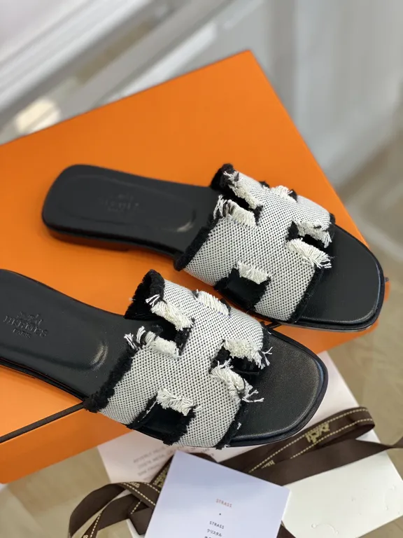 Hermes Shoe 